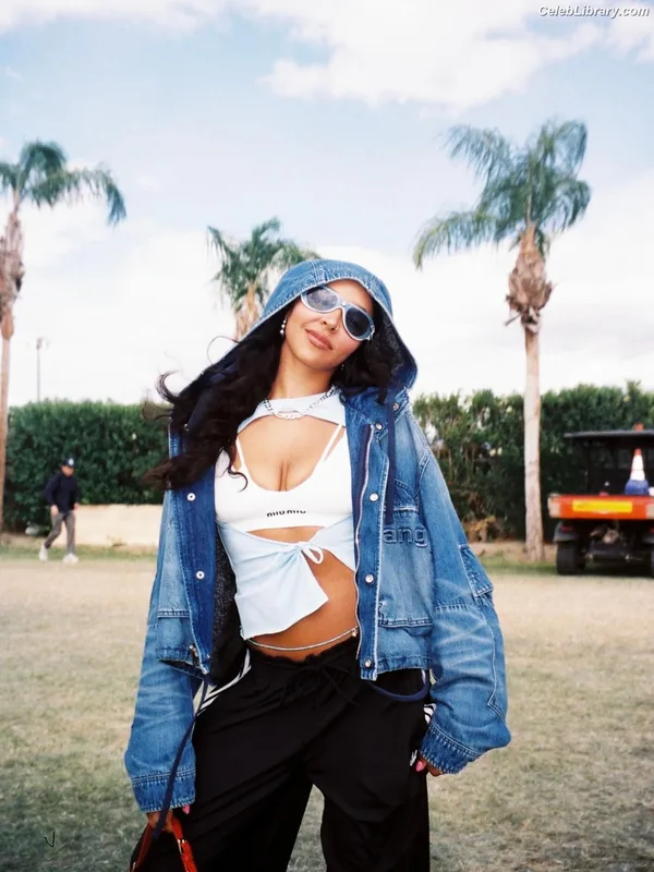 Tinashe photo 21 of 595
