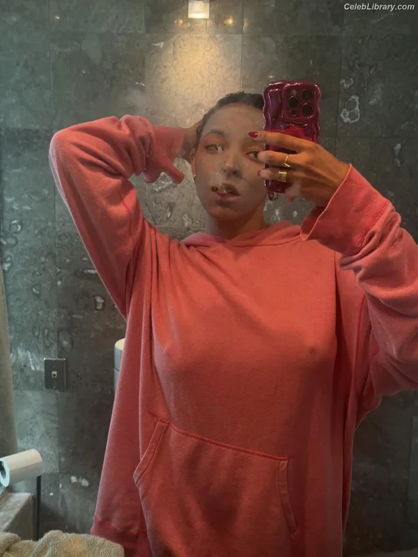 Tinashe photo 24 of 595