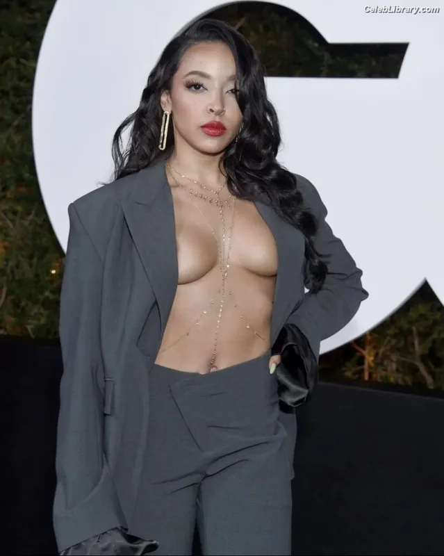 Tinashe photo 7 of 595