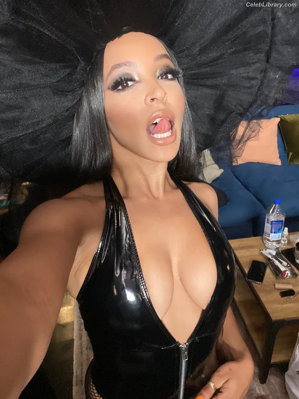 Tinashe photo 14 of 595