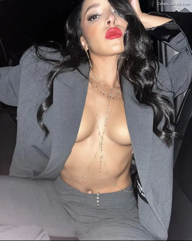 Tinashe photo 4 of 595