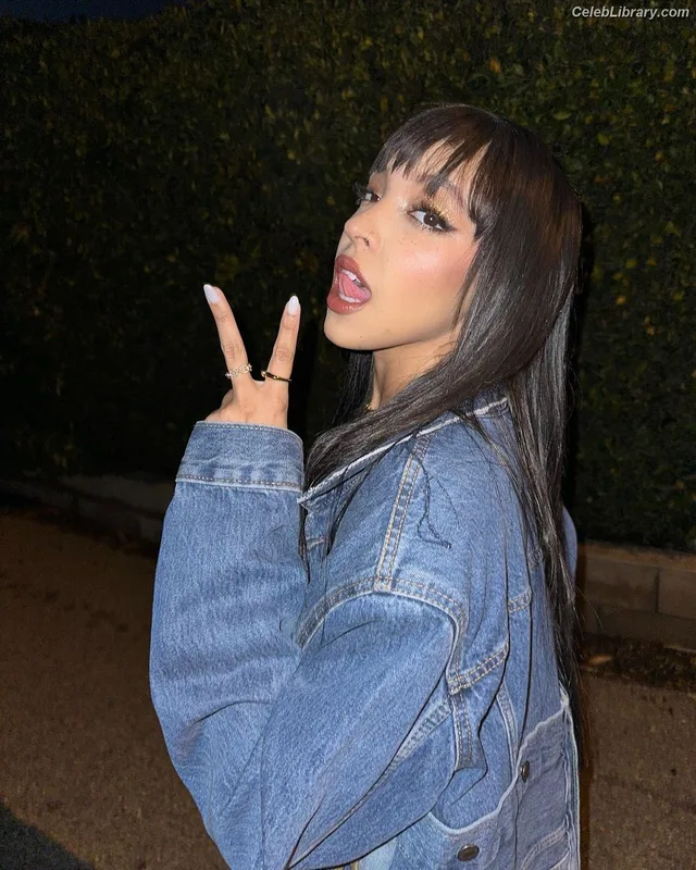 Tinashe photo 16 of 595