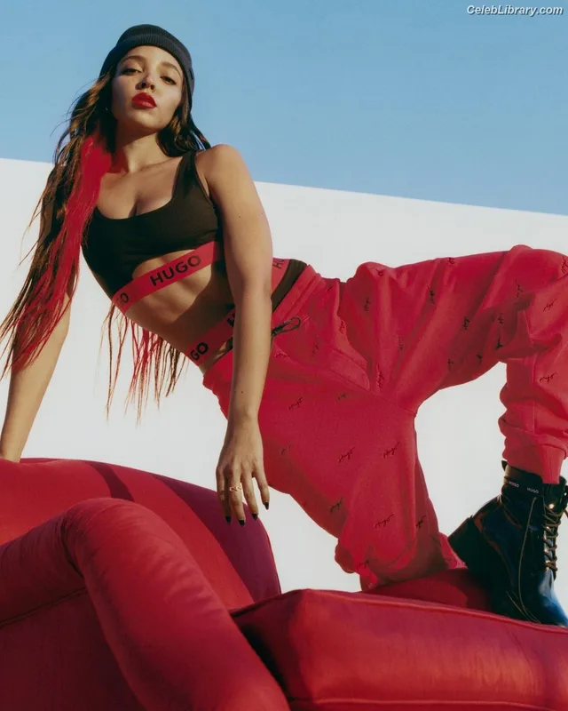 Tinashe photo 19 of 595
