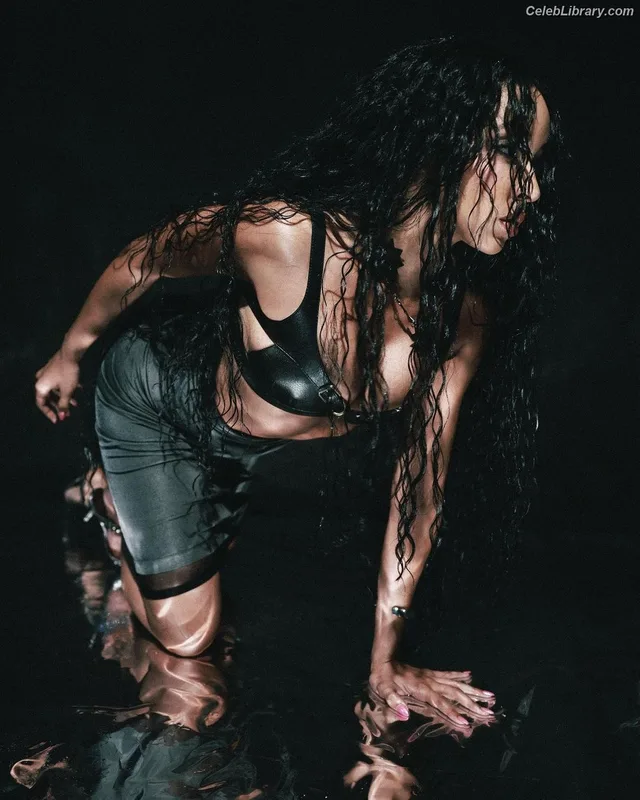 Tinashe photo 9 of 595