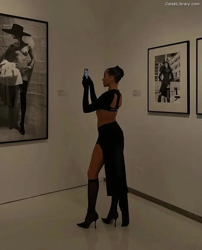 Tinashe photo 16 of 595