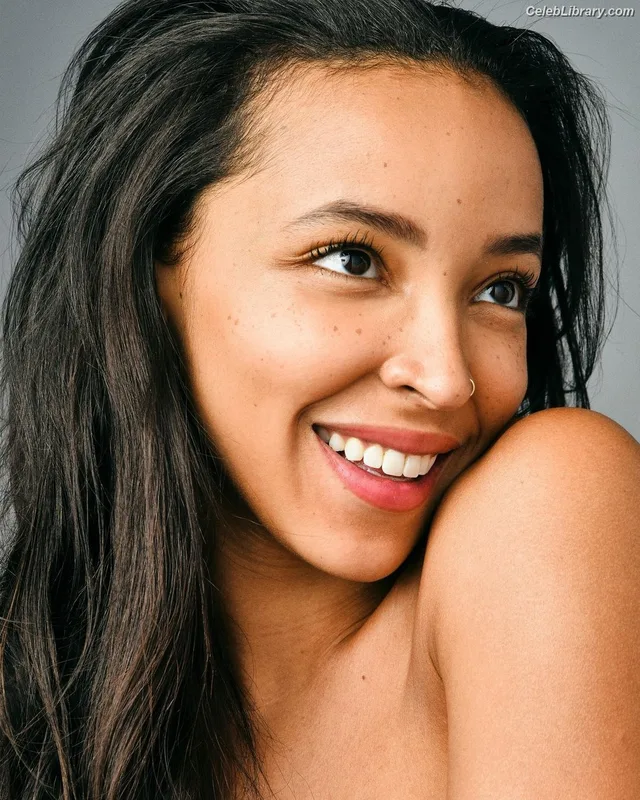 Tinashe photo 22 of 595