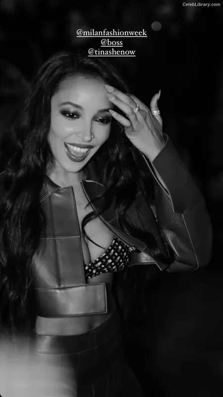 Tinashe photo 13 of 595