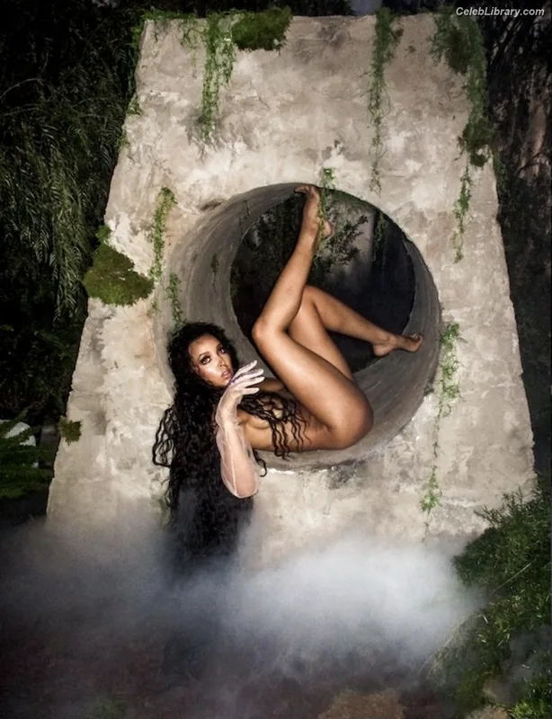 Tinashe photo 6 of 595