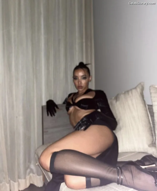 Tinashe photo 7 of 595