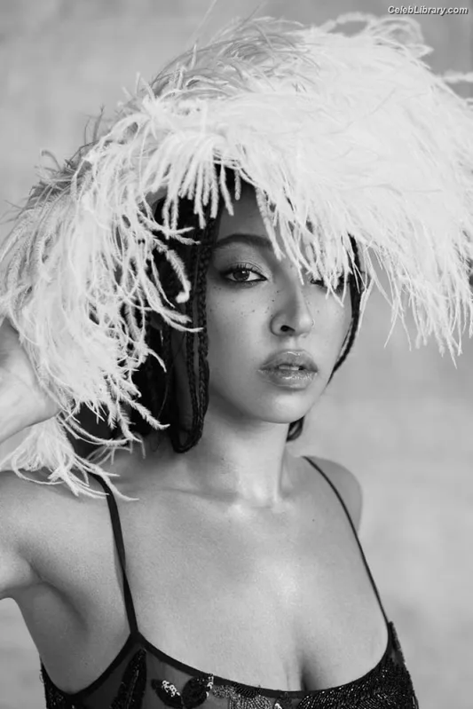 Tinashe photo 7 of 595