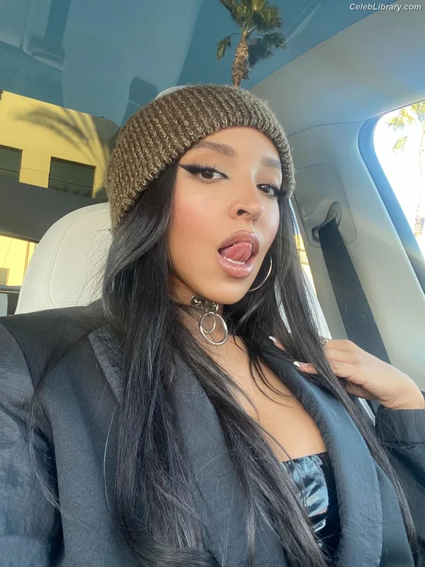 Tinashe photo 23 of 595