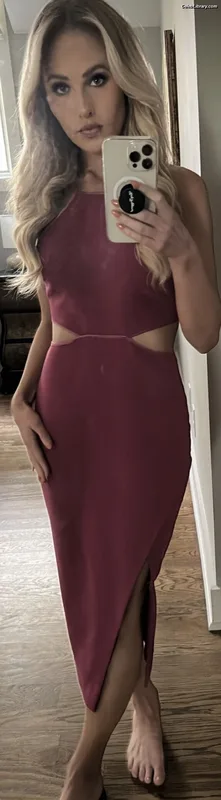Tomi Lahren photo 2 of 336