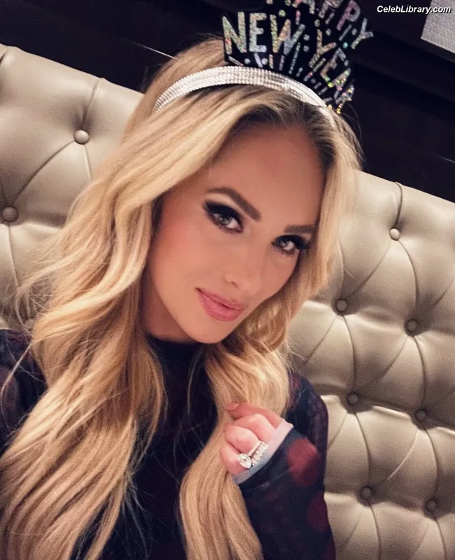 Tomi Lahren photo 12 of 336