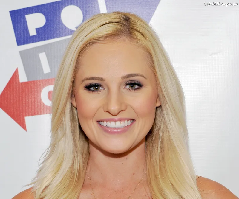 Tomi Lahren photo 3 of 336