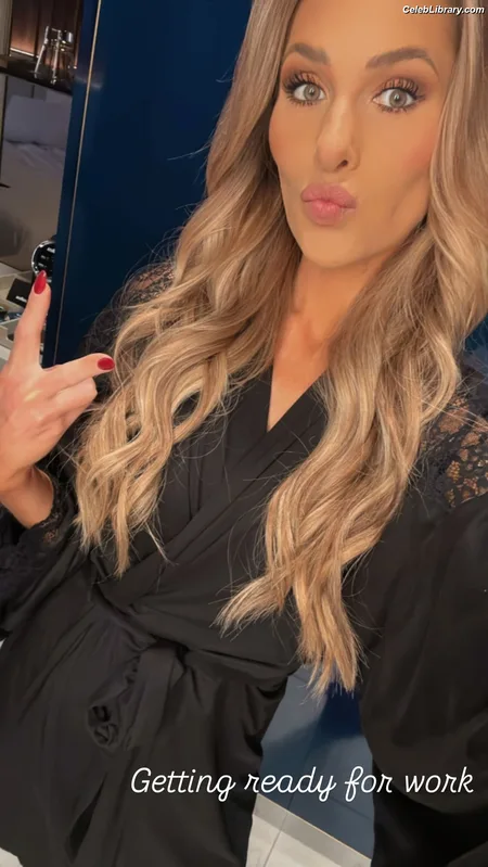 Tomi Lahren photo 2 of 336