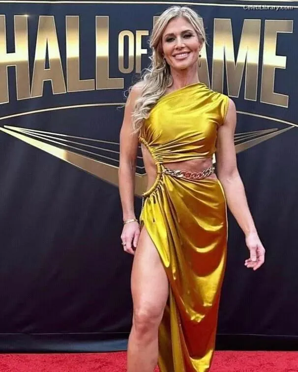 Torrie Wilson photo 24 of 2509