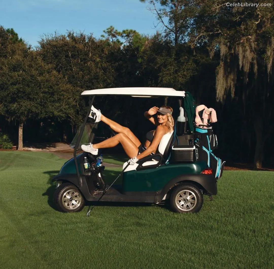 Torrie Wilson photo 2 of 2509