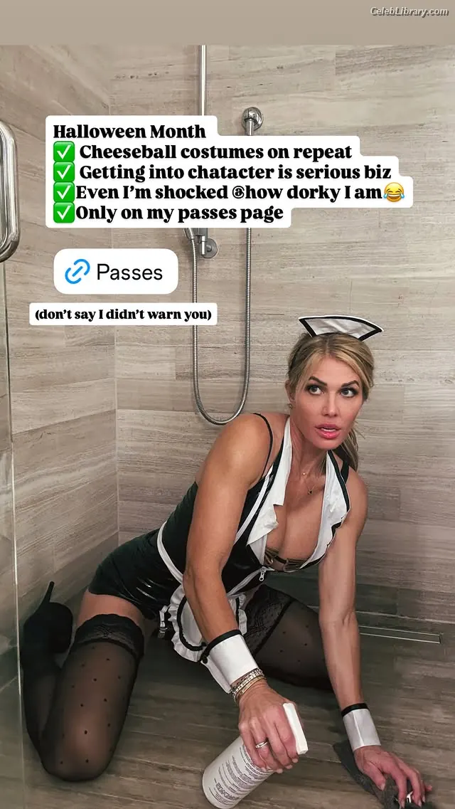 Torrie Wilson photo 14 of 2509