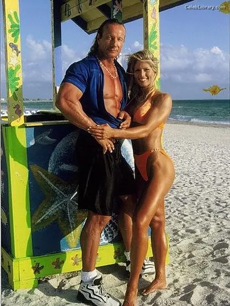 Torrie Wilson photo 20 of 2509