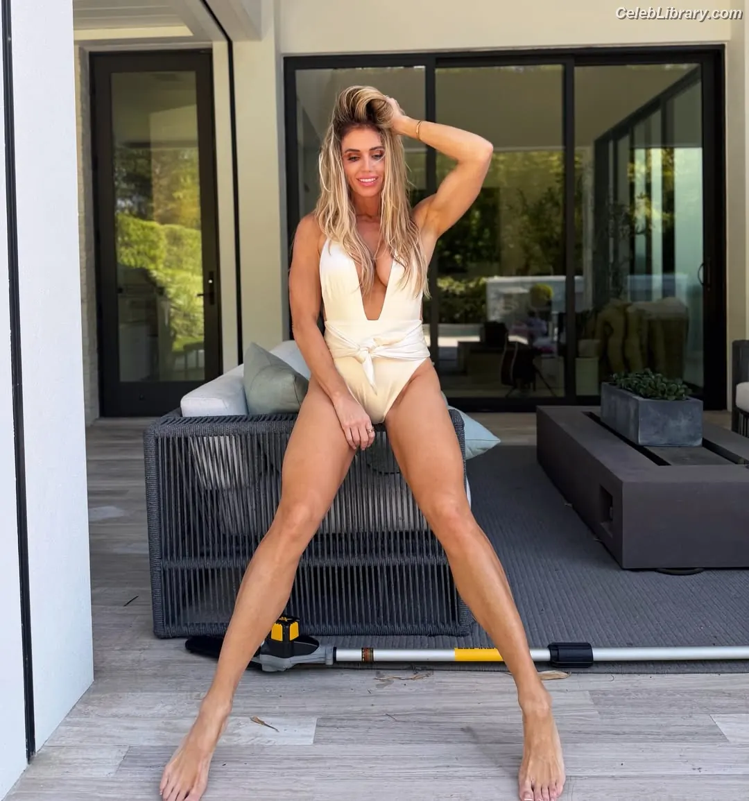 Torrie Wilson photo 7 of 2509