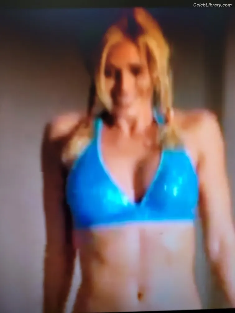 Torrie Wilson photo 12 of 2509