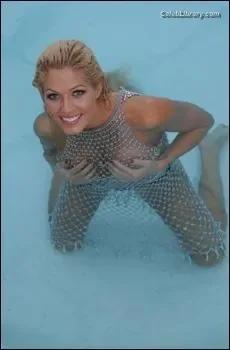 Torrie Wilson photo 23 of 2510