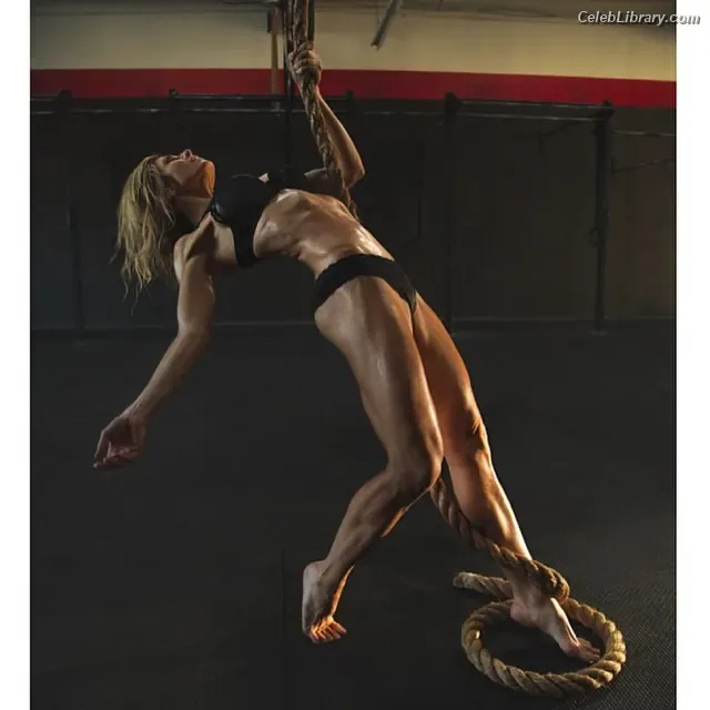 Torrie Wilson photo 22 of 2510