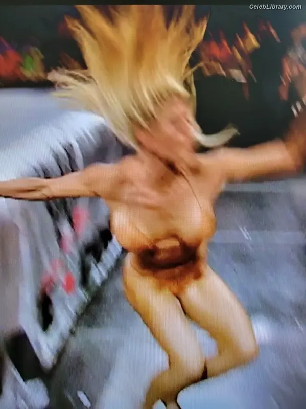 Torrie Wilson photo 3 of 2510