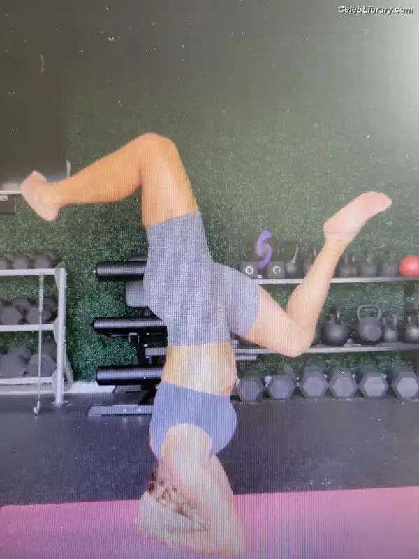 Torrie Wilson photo 6 of 2510
