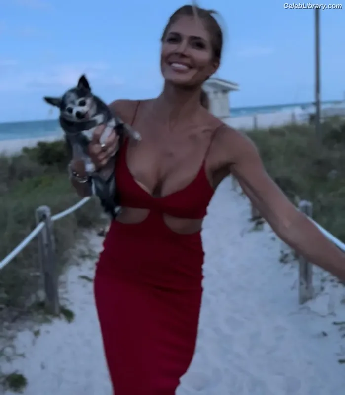 Torrie Wilson photo 22 of 2510