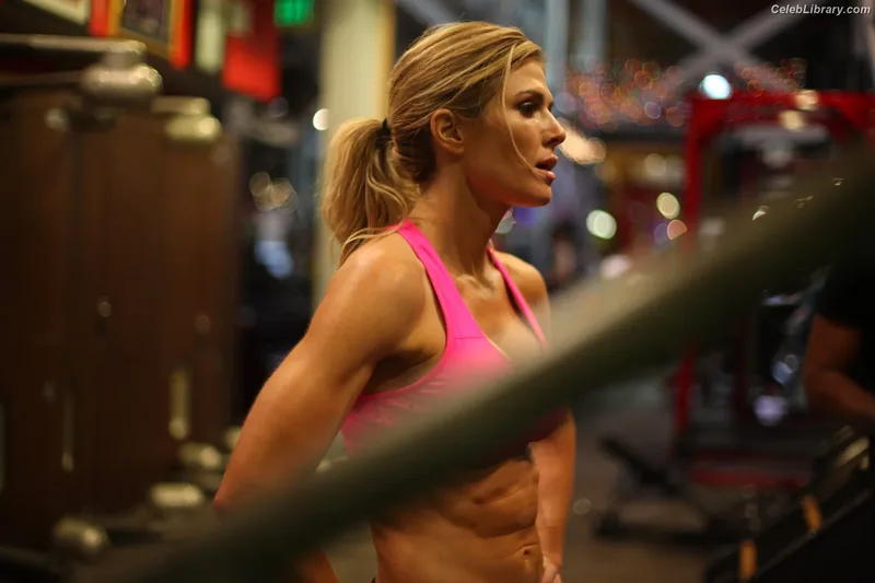 Torrie Wilson photo 7 of 2510