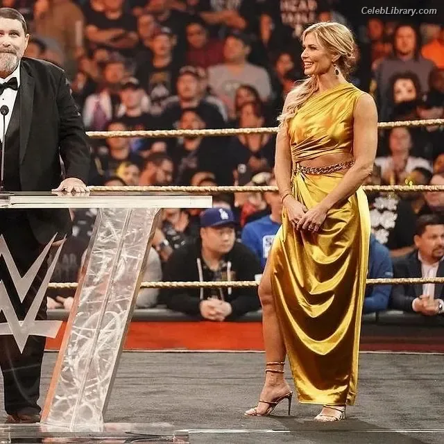 Torrie Wilson photo 22 of 2510