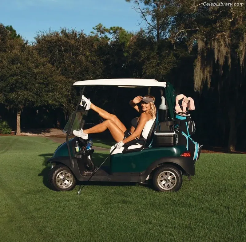 Torrie Wilson photo 2 of 2510