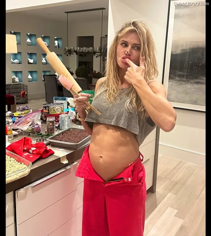 Torrie Wilson photo 22 of 2510