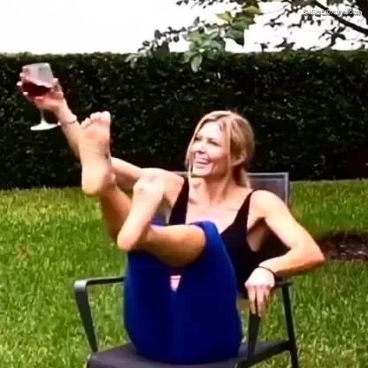 Torrie Wilson photo 14 of 2510