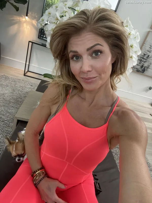Torrie Wilson photo 21 of 2510