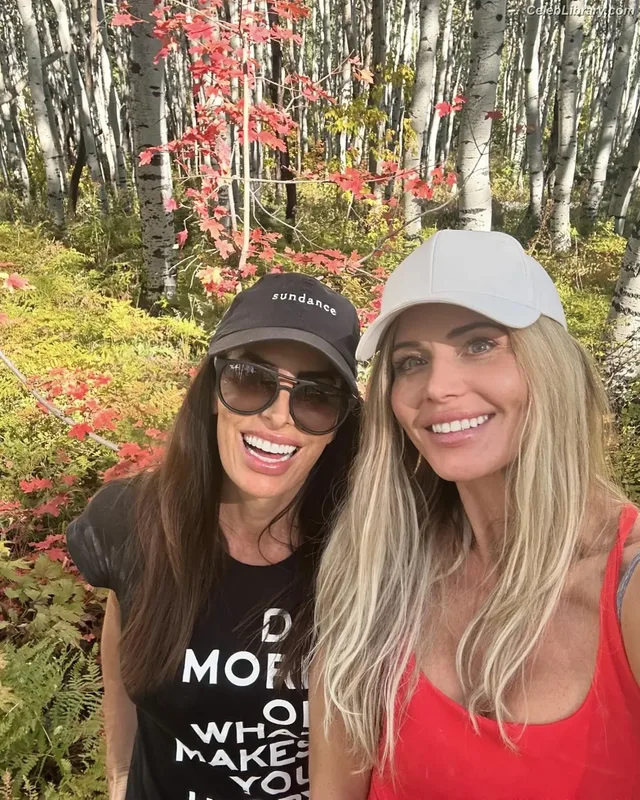 Torrie Wilson photo 12 of 2510