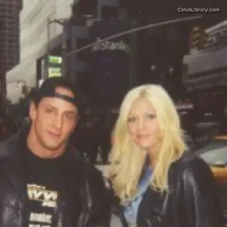 Torrie Wilson photo 12 of 2510