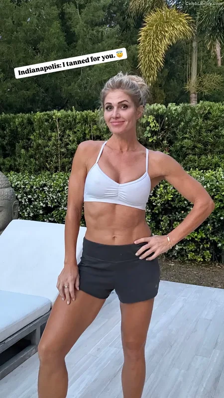 Torrie Wilson photo 20 of 2510