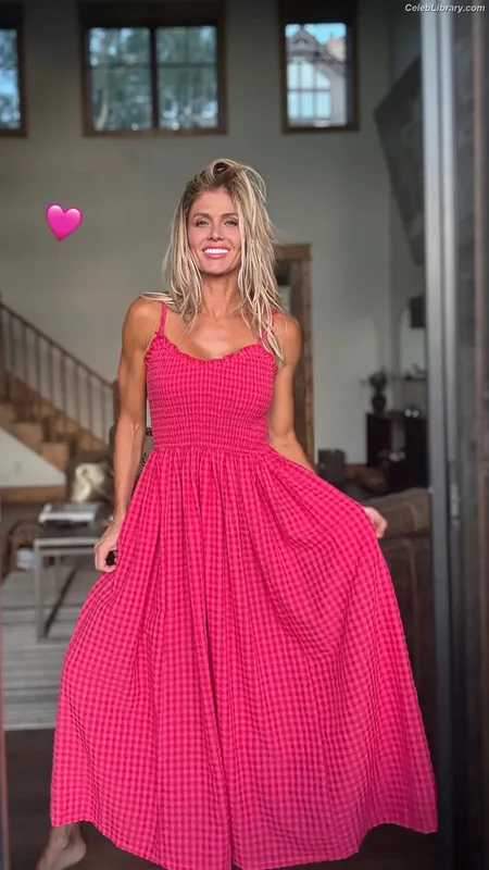 Torrie Wilson photo 19 of 2510