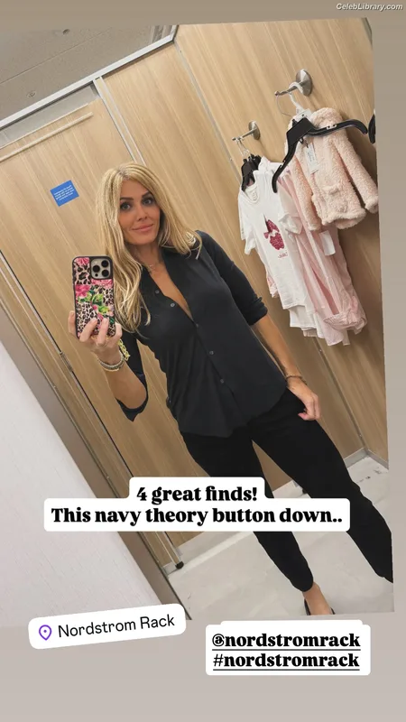 Torrie Wilson photo 11 of 2510