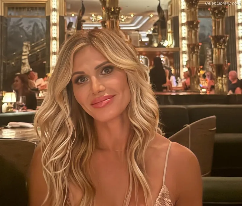 Torrie Wilson photo 2 of 2510