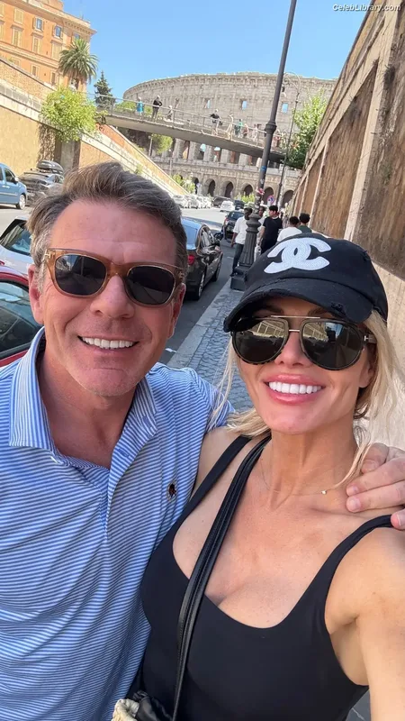 Torrie Wilson photo 8 of 2510