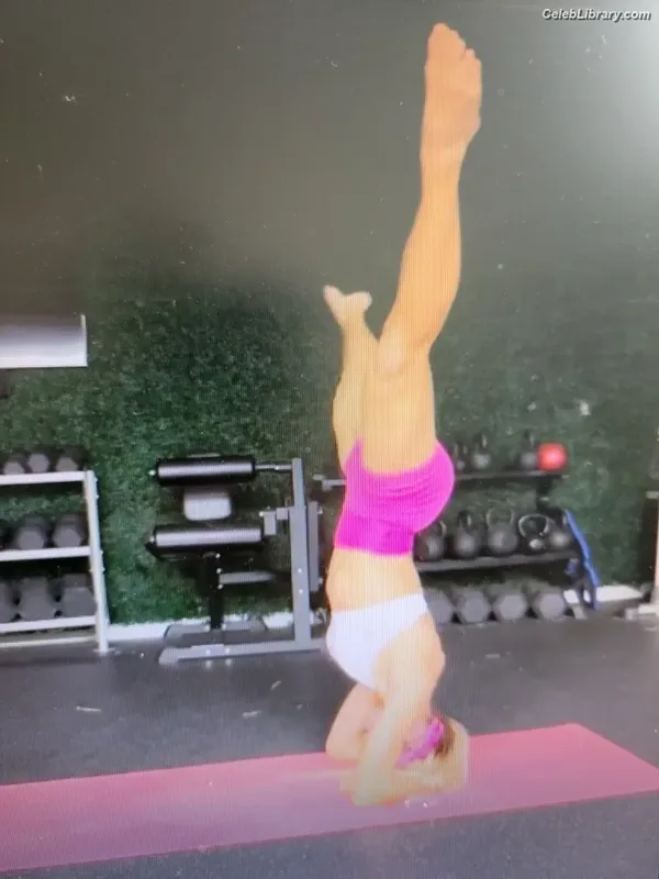 Torrie Wilson photo 15 of 2510