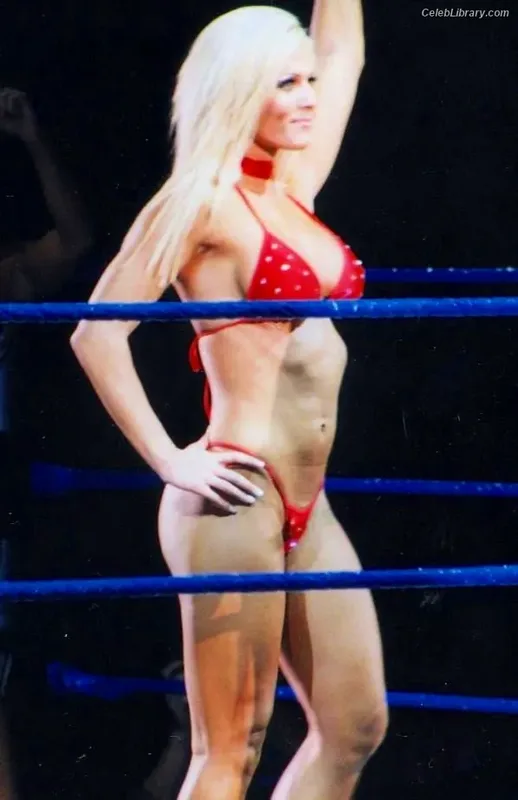 Torrie Wilson photo 8 of 2510