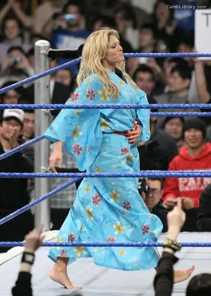 Torrie Wilson photo 20 of 2510