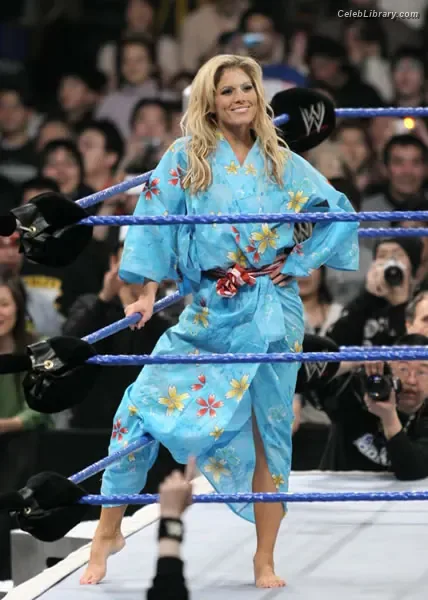 Torrie Wilson photo 21 of 2510