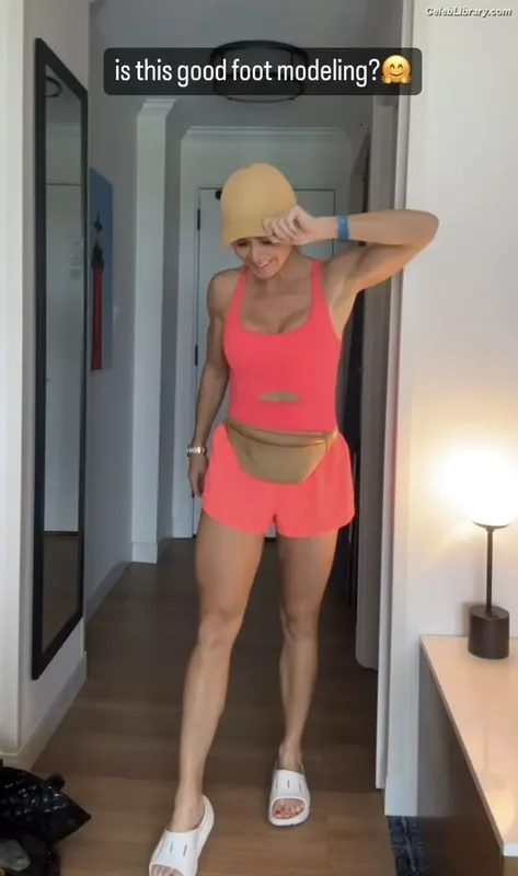 Torrie Wilson photo 13 of 2510