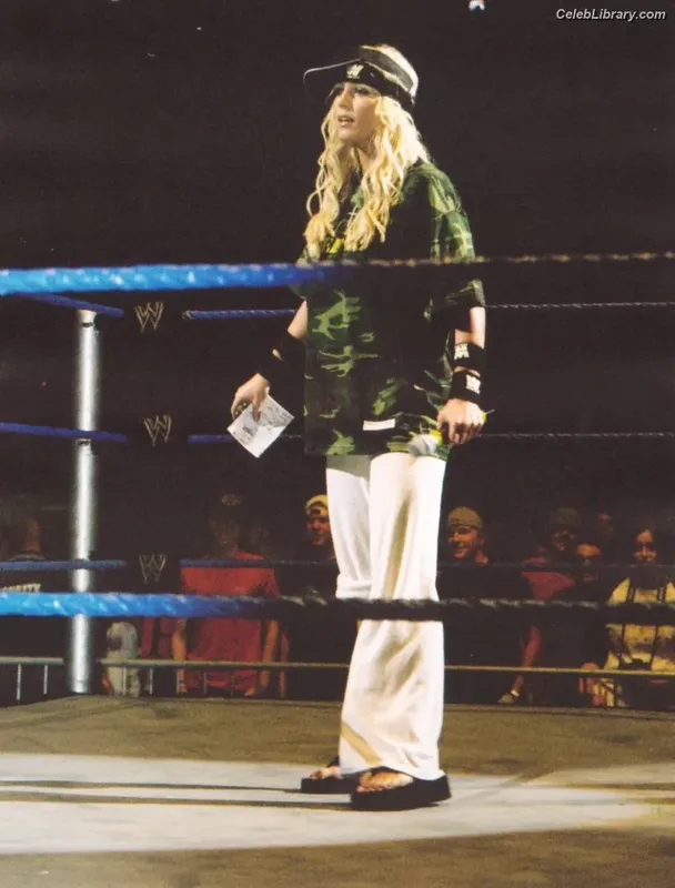 Torrie Wilson photo 11 of 2510