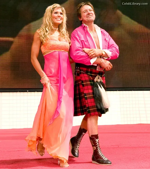 Torrie Wilson photo 2 of 2510